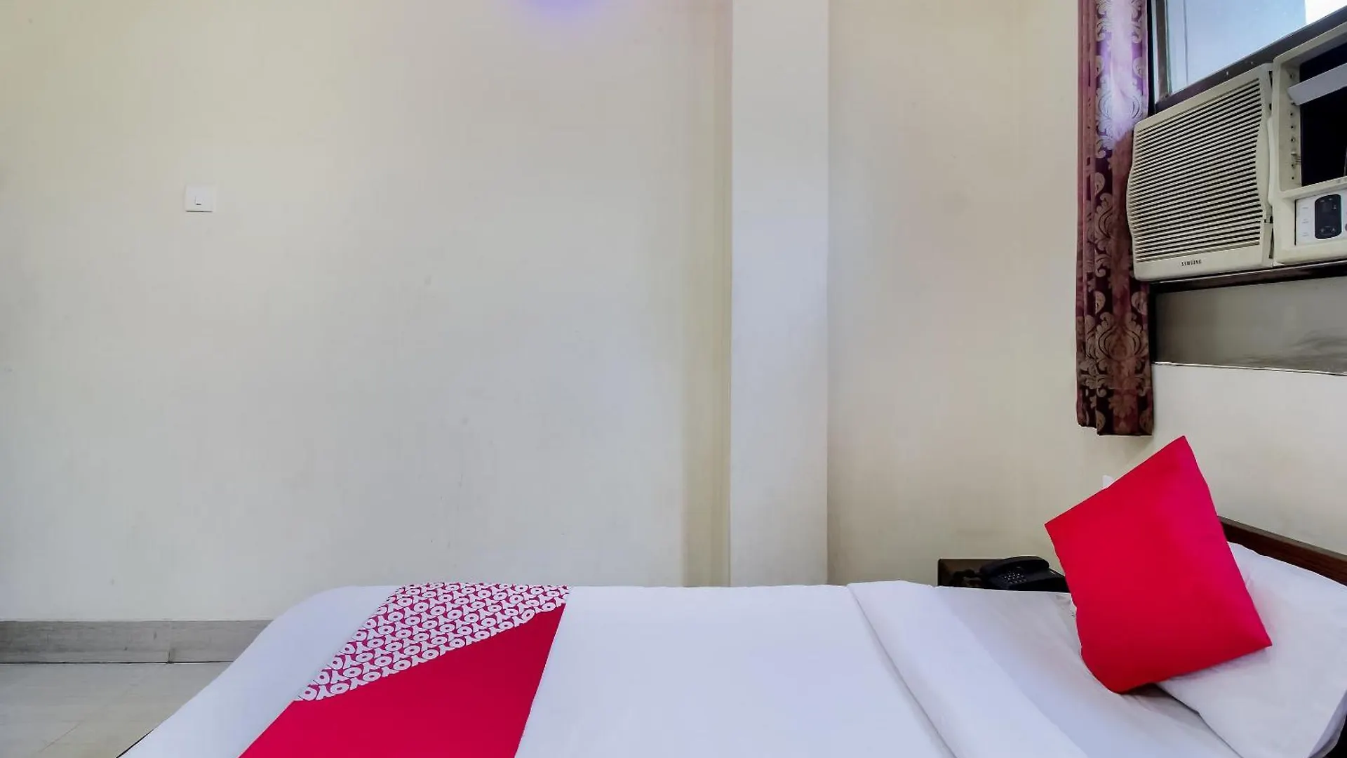 Hotel O Anupam Udaipur Índia